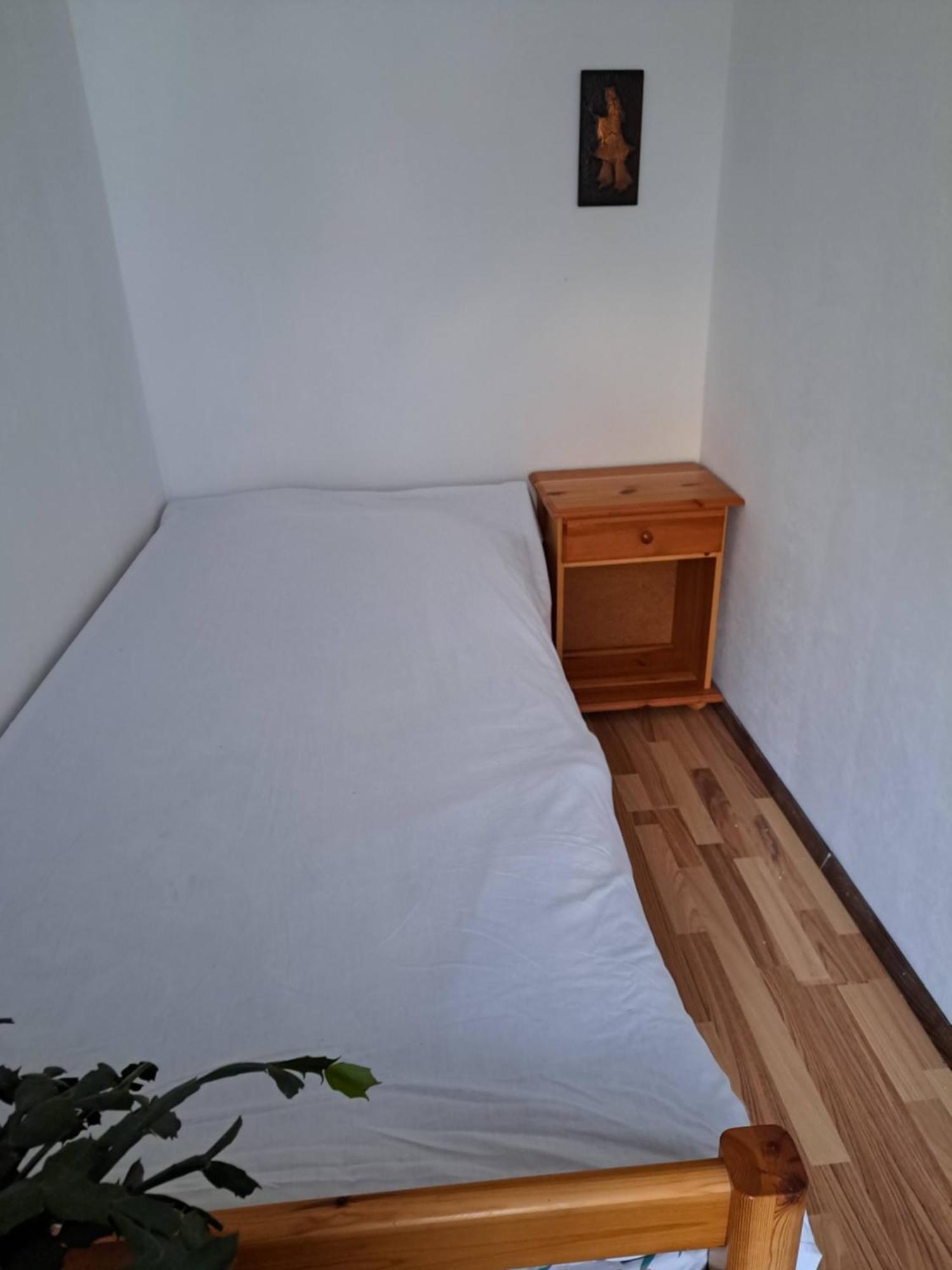 Hikers Hut Hisar Apartman Podbrdo Kültér fotó