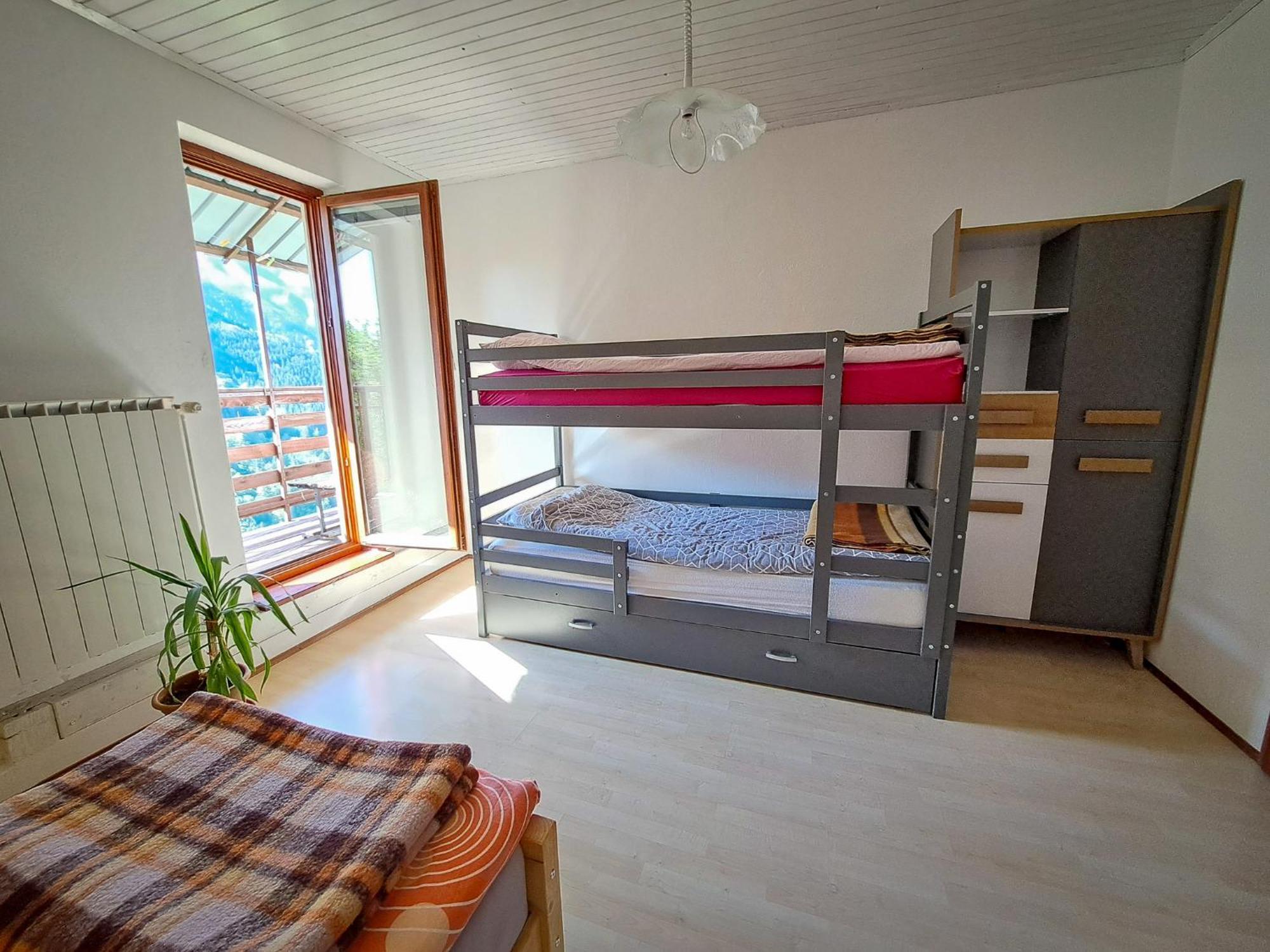 Hikers Hut Hisar Apartman Podbrdo Kültér fotó